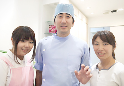 たんの歯科クリニック 集合写真